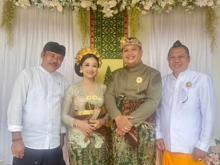 I Made Budiasa Sampaikan Ucapan Selamat Hari Saraswati, Ajak Generasi Muda Menjadikan Ilmu Sebagai Jalan Kehidupan